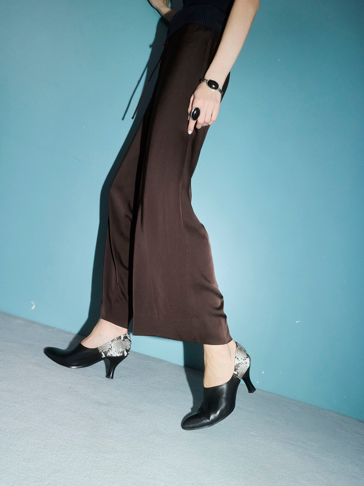 551080 深履き口パンプス