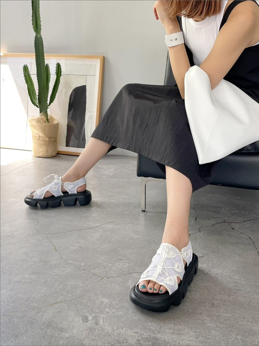 532166 エアーサンダル