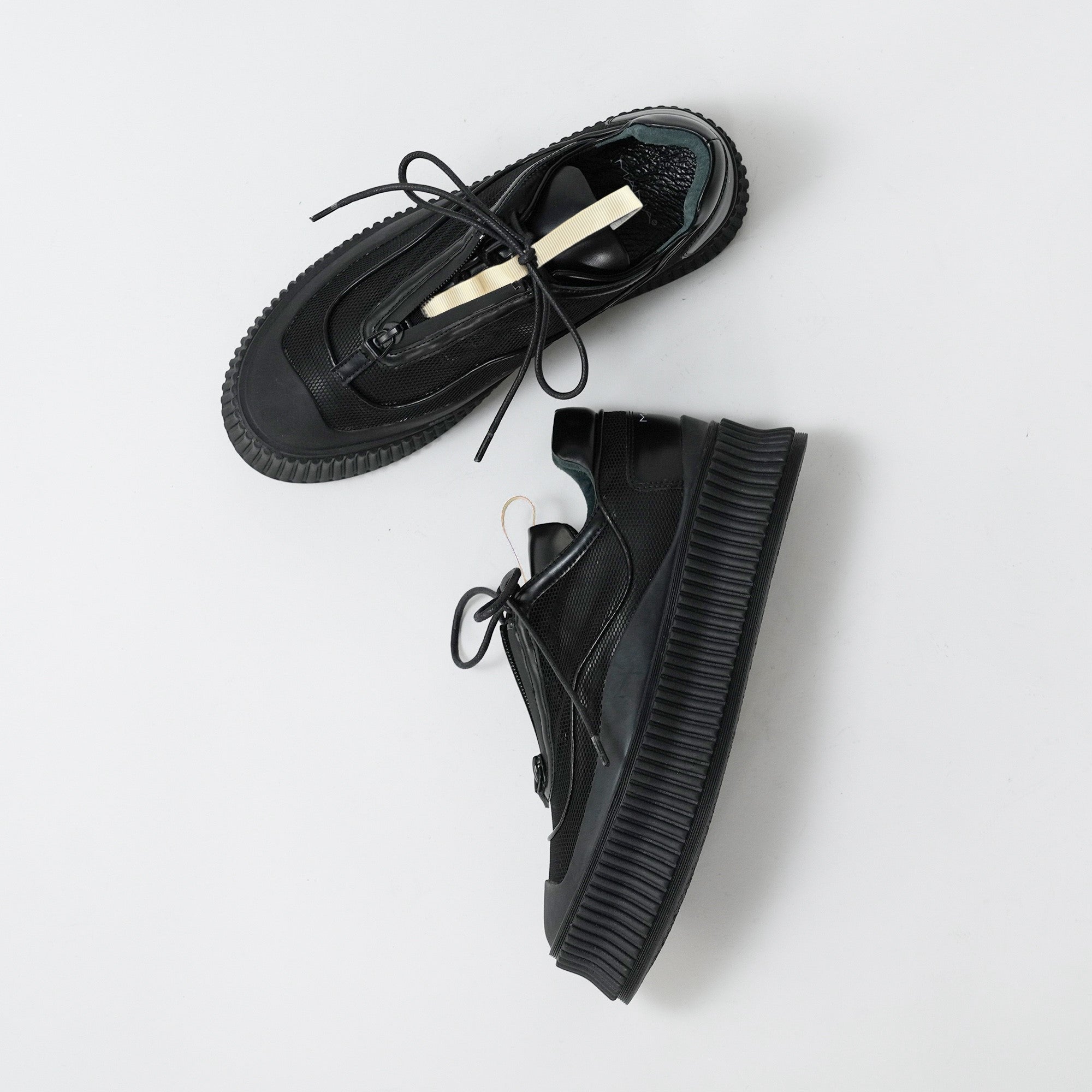 536078 & 546087 Block Shoelace Sneakers