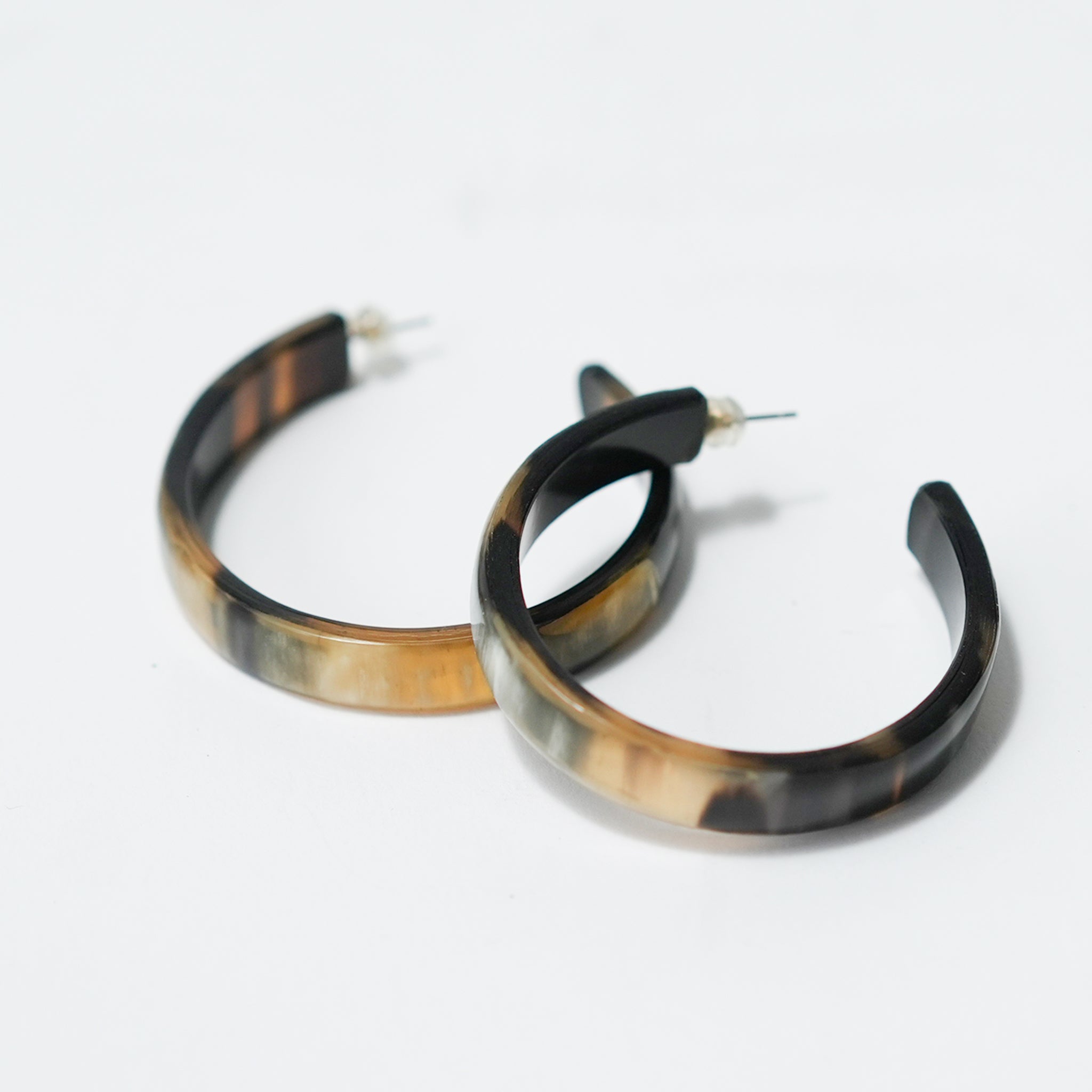 540245 buffalo horn hoop earrings