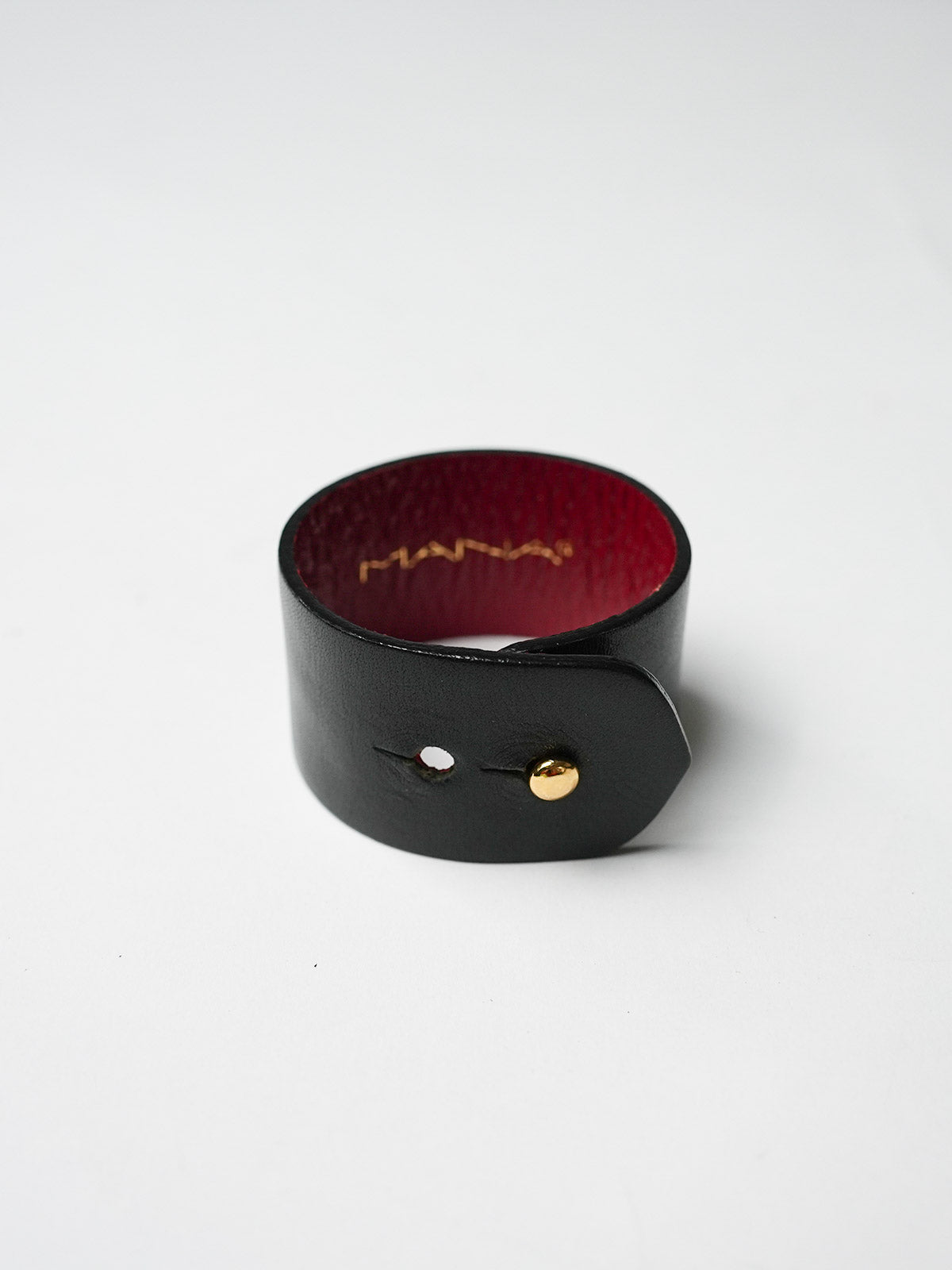 510026 Leather bangles