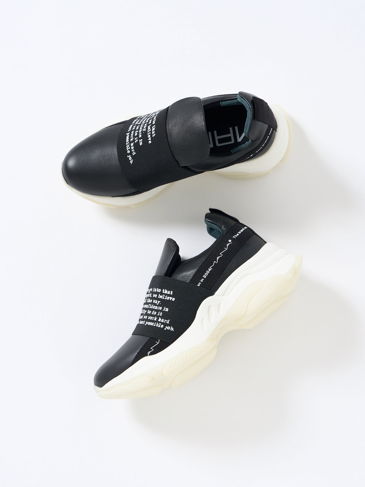 516063 Typelite Sneakers
