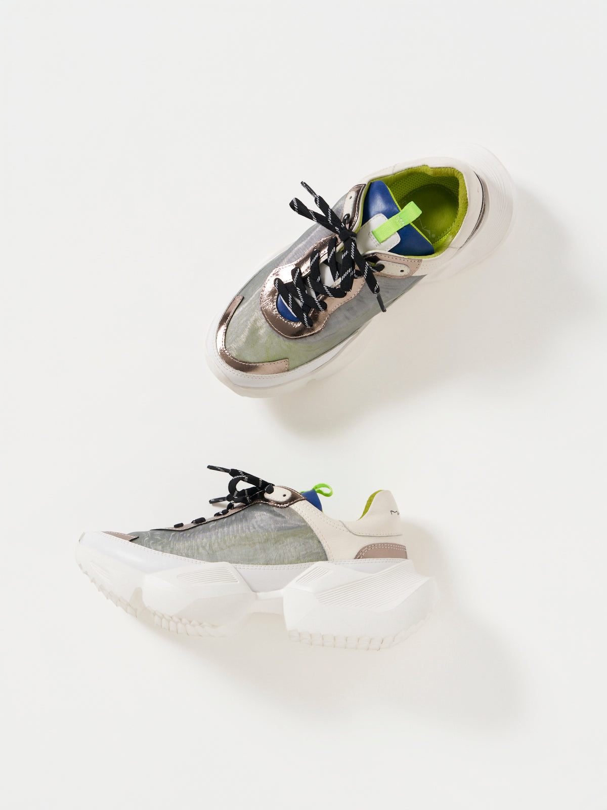 526067 Sheer sneakers