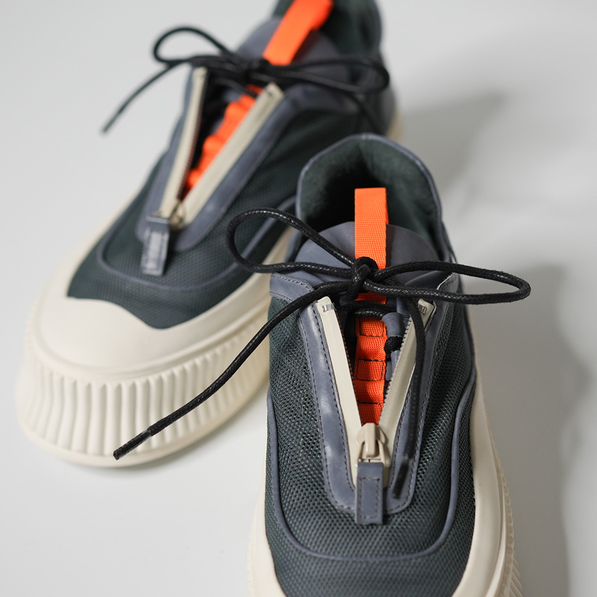 536078 & 546087 Block Shoelace Sneakers