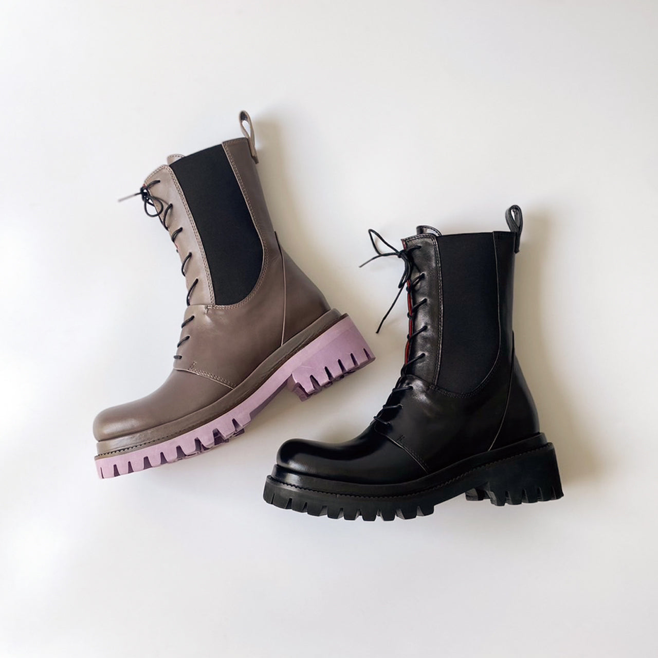 537064 Lace-up side gore boots