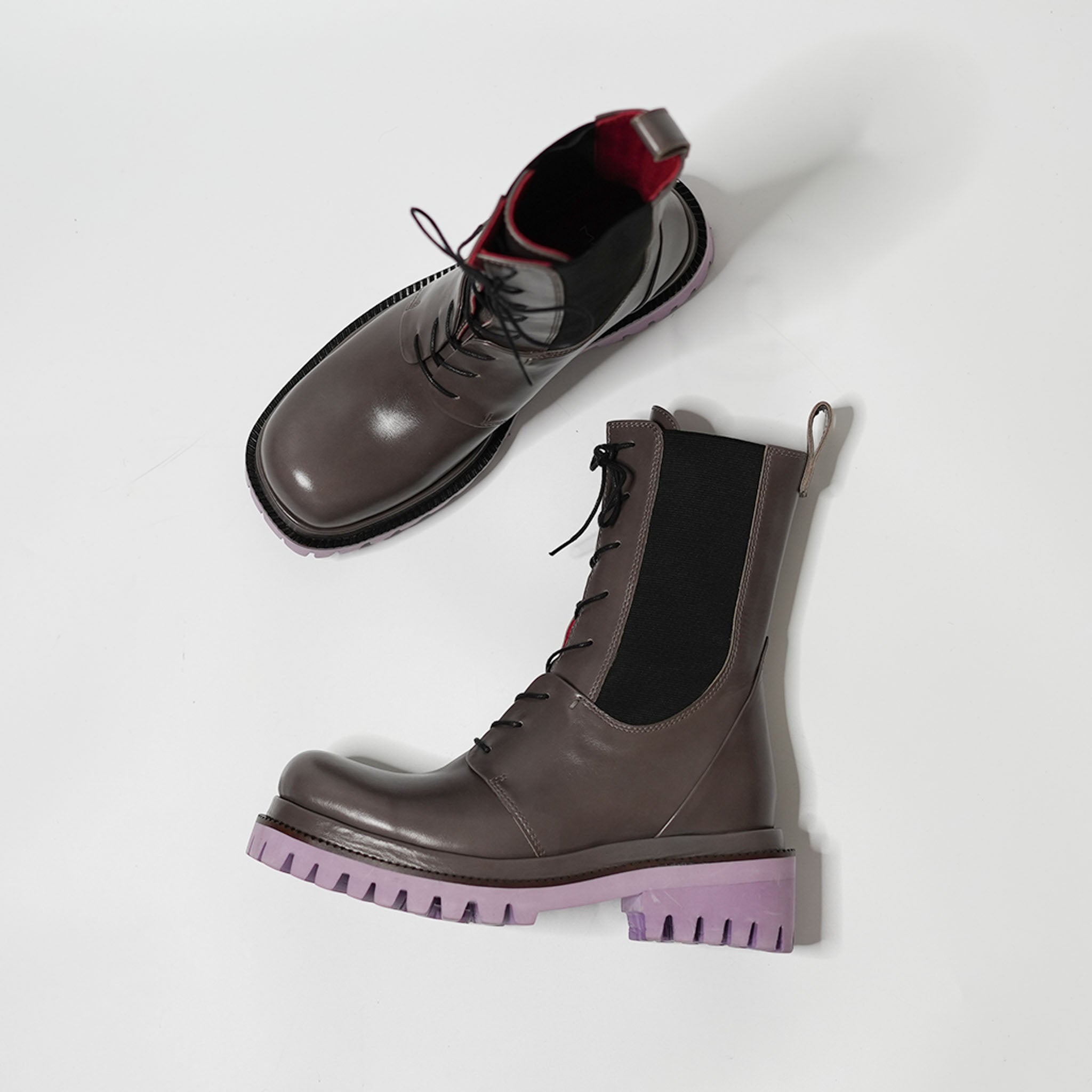 537064 Lace-up side gore boots