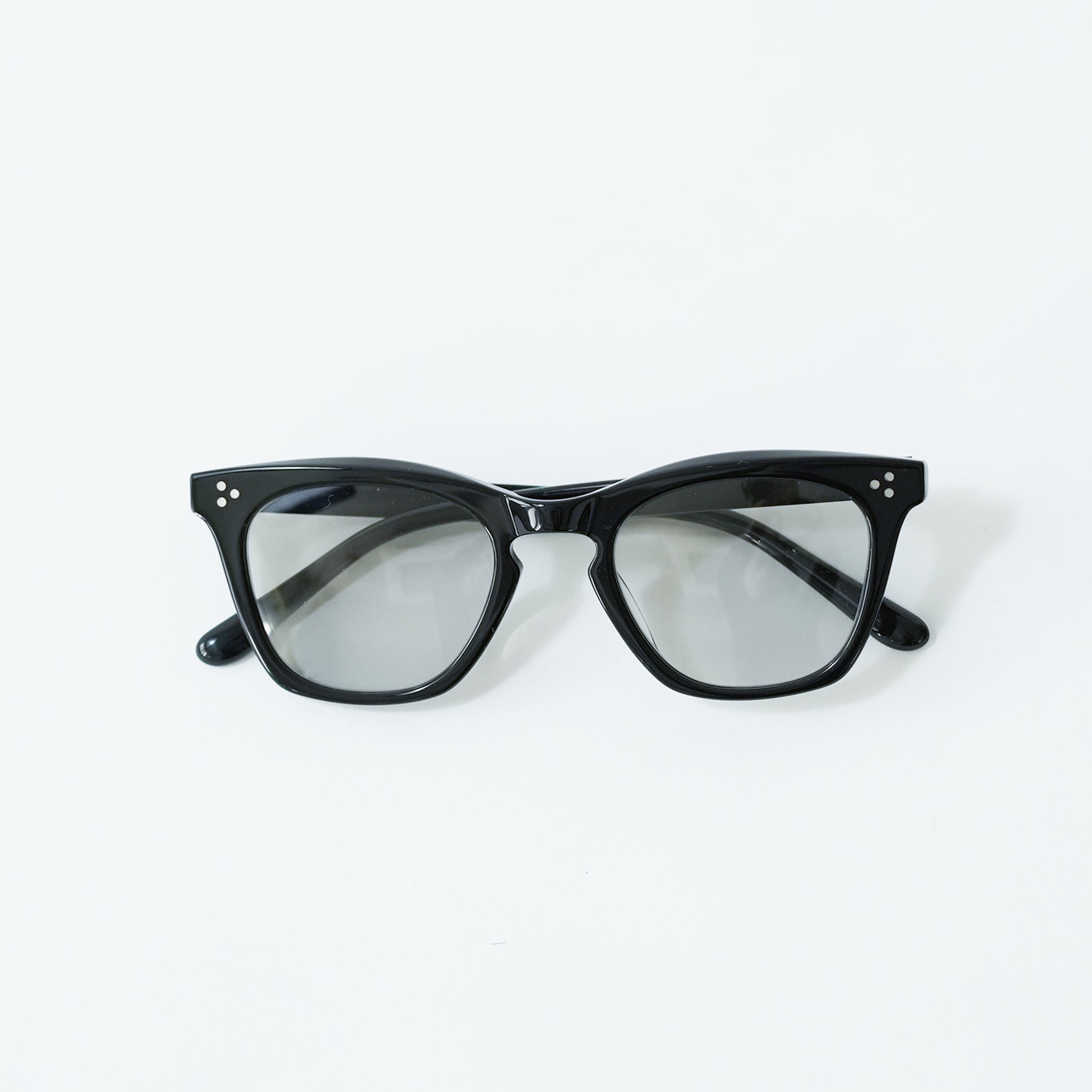 540251 Fox color sunglasses