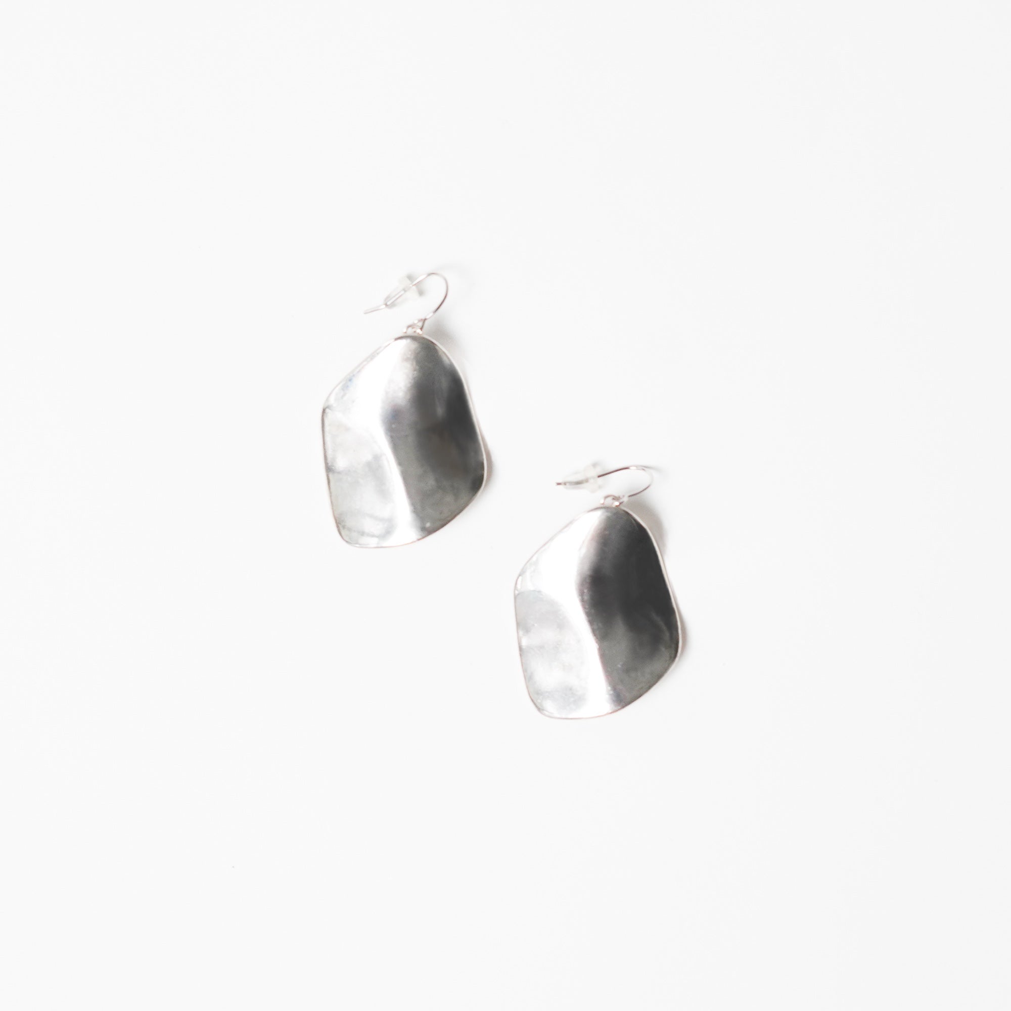 540260 Plate pierces