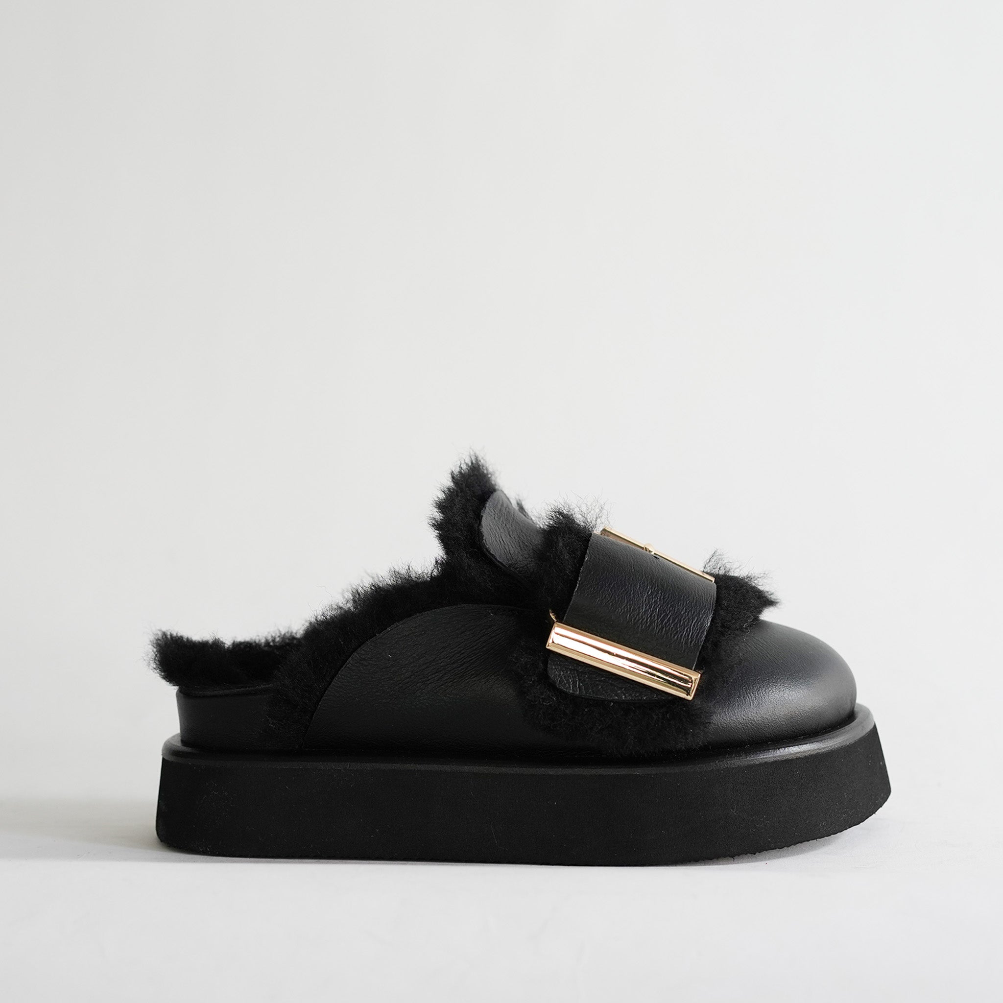 545028 Big Belt Mouton Clog