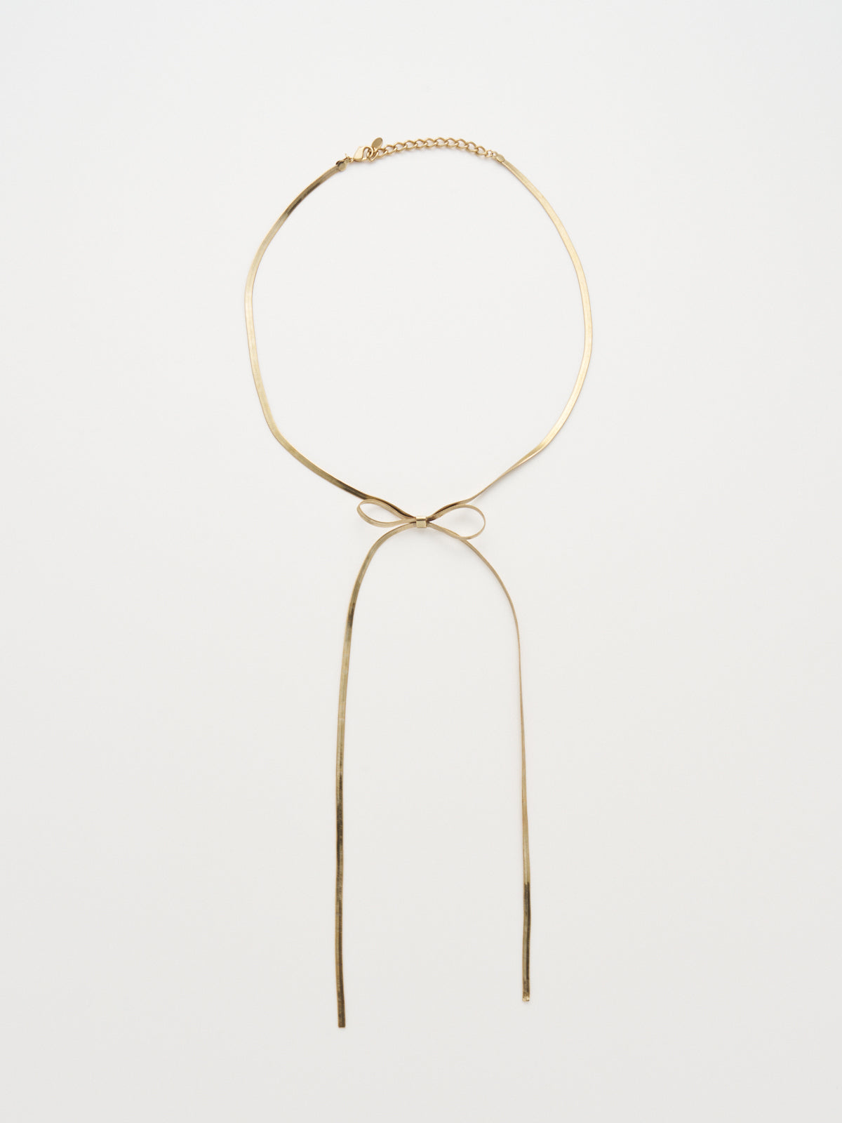 550206 metal ribbon necklace