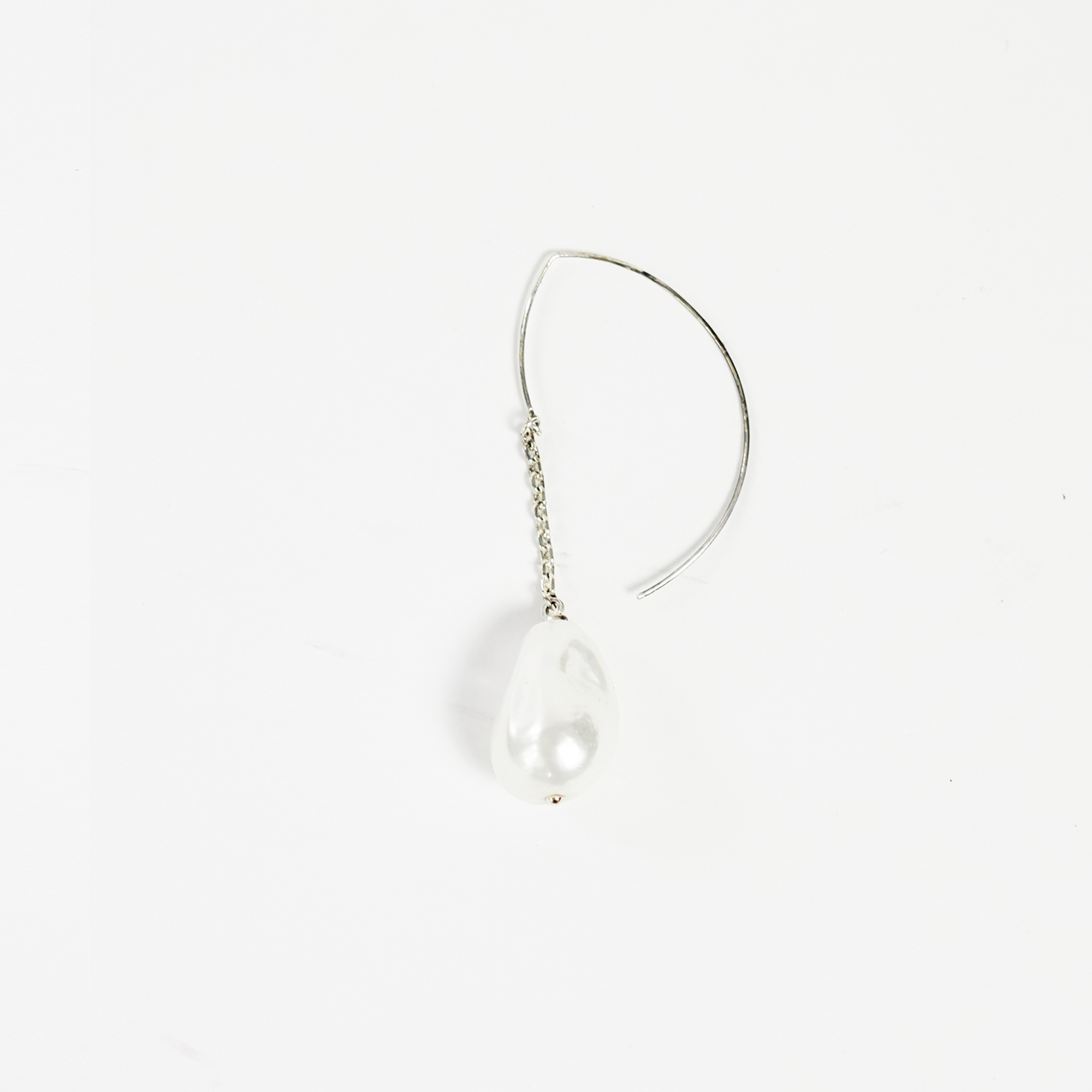 550265 Baroque earrings