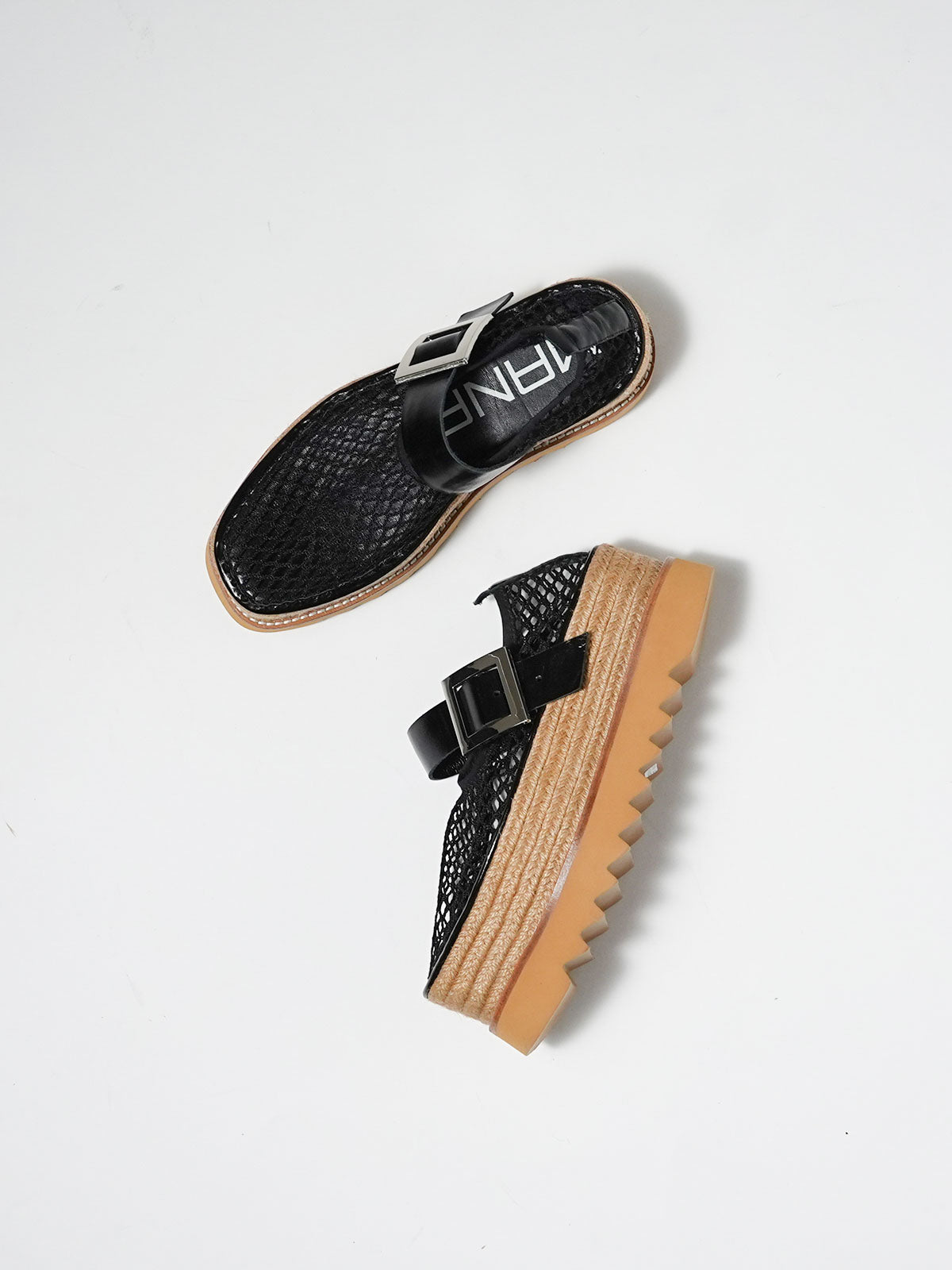 551184 ジュート・メッシュシューズ