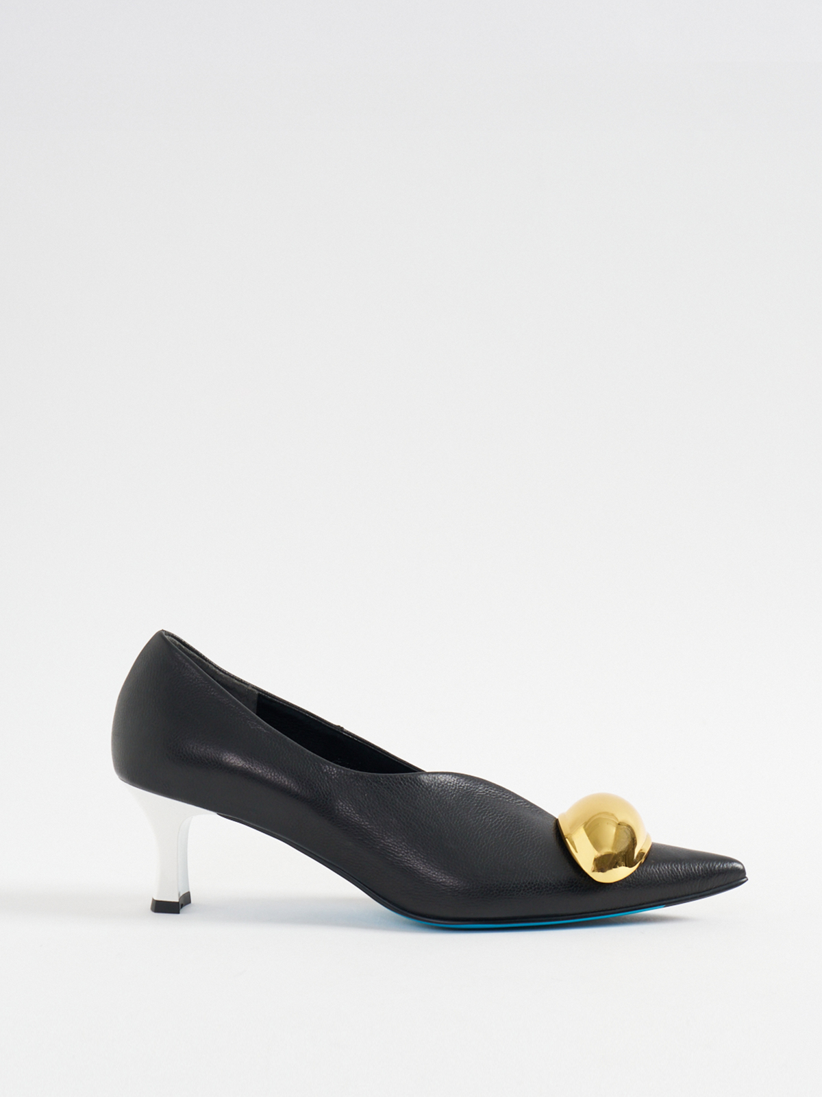 551188 Oval pumps