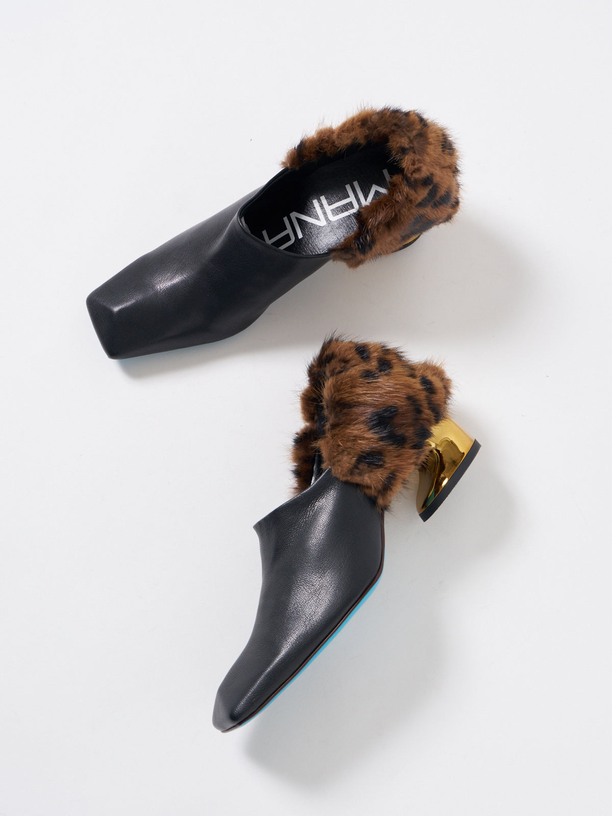 551198 Back fur pumps