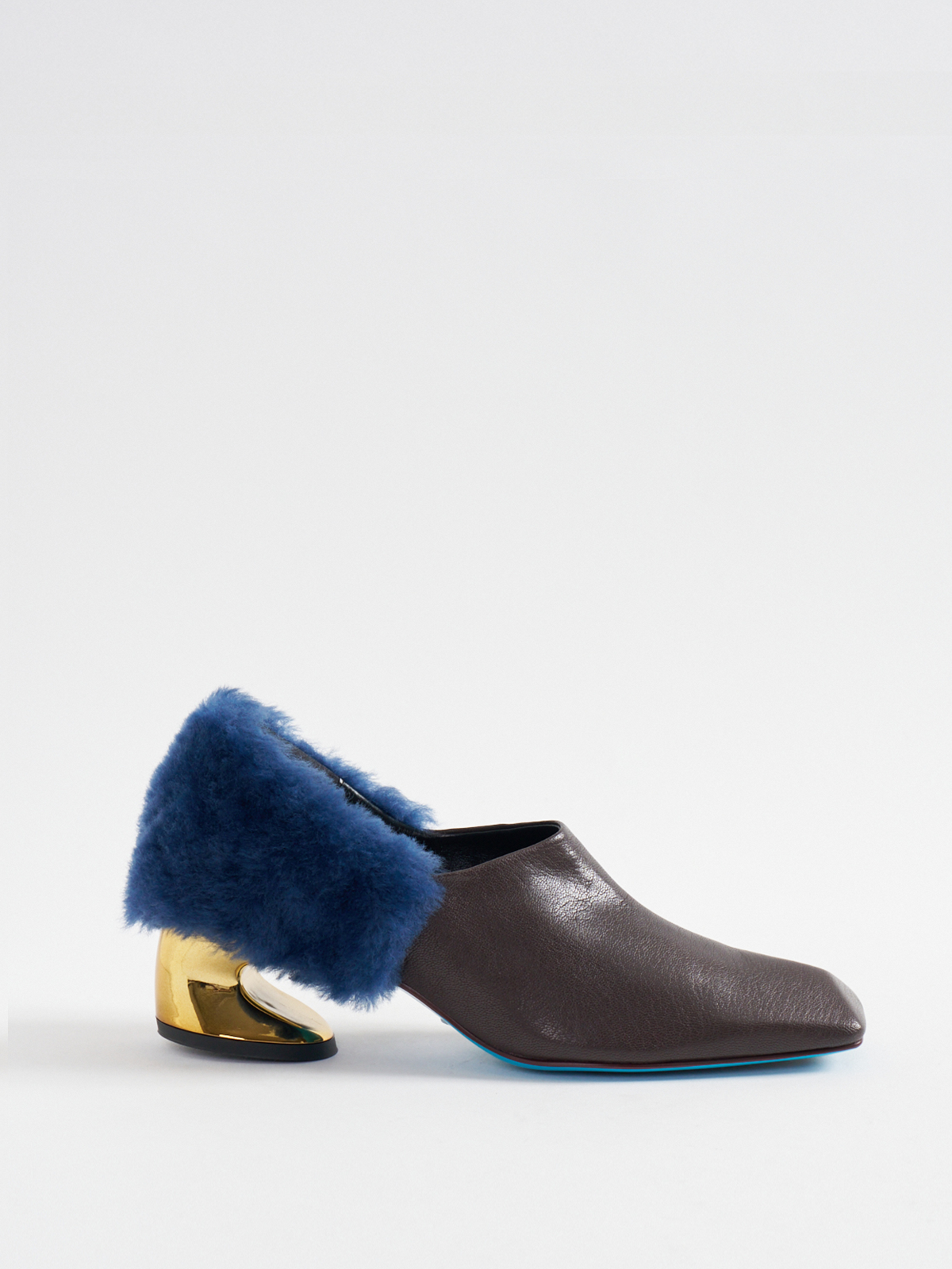 551198 Back fur pumps