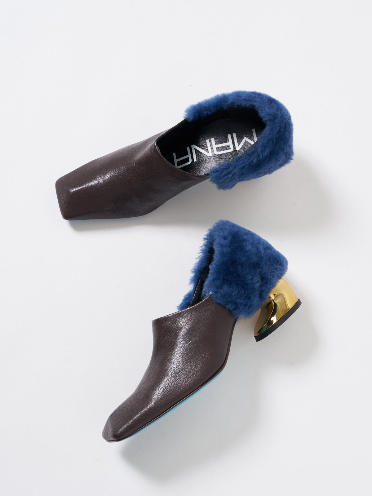 551198 Back fur pumps