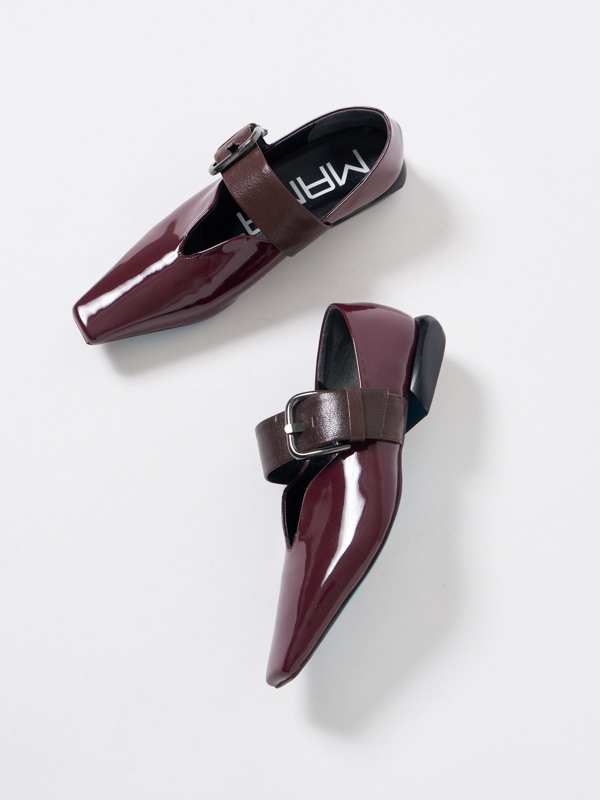 551202 Wide belt, fluffy babouche