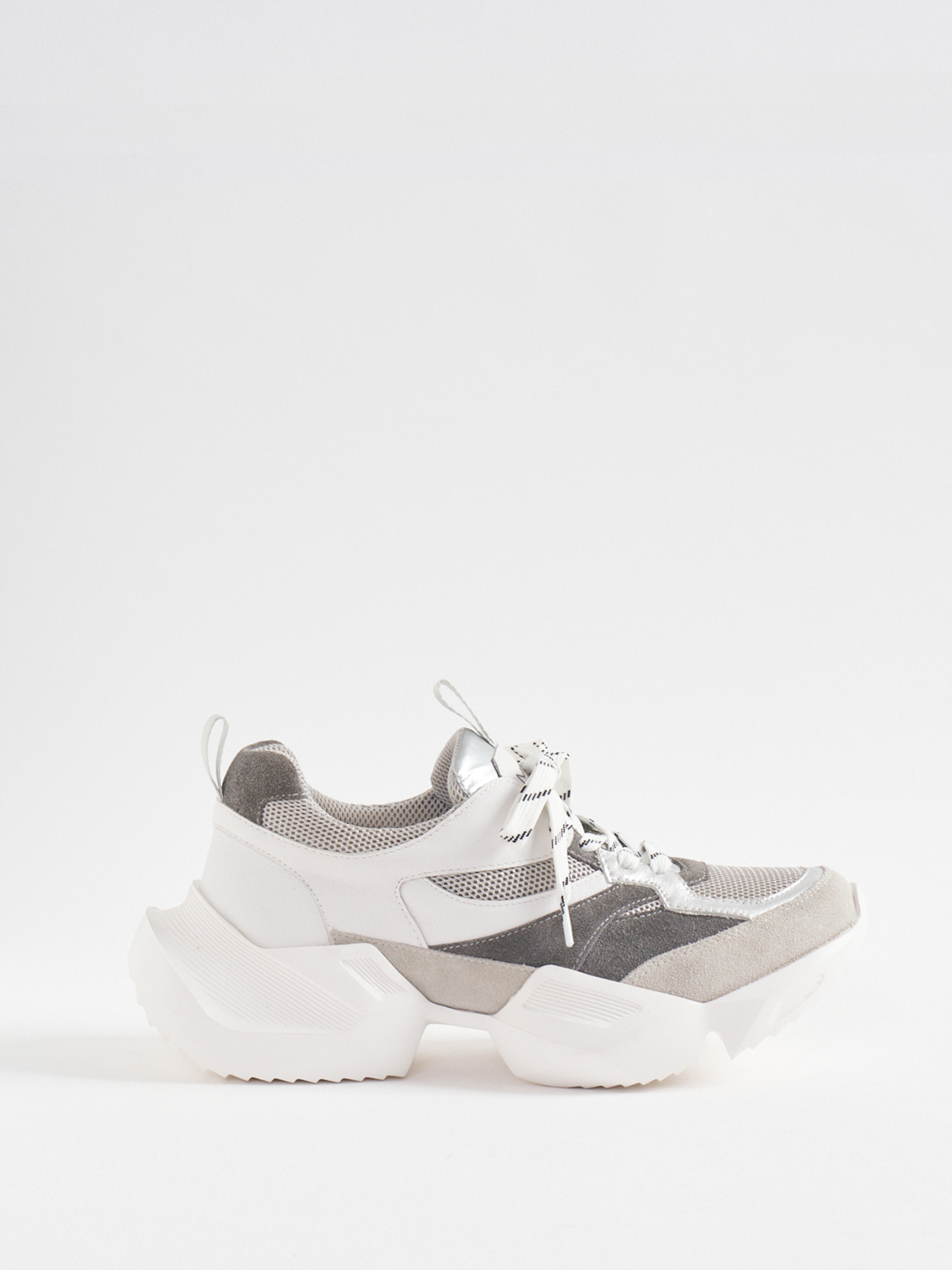 556094 Multi-material sneakers