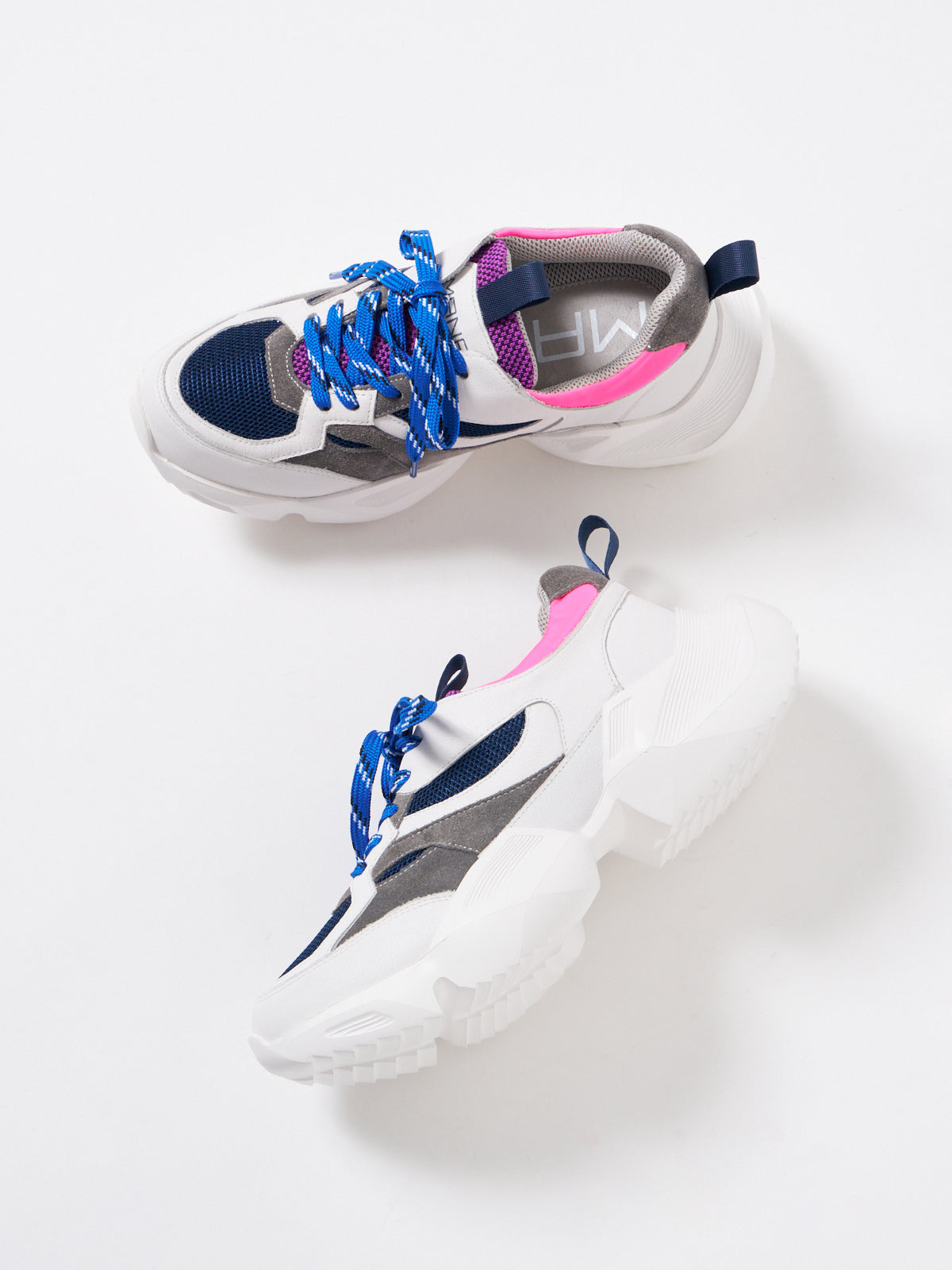 556094 Multi-material sneakers