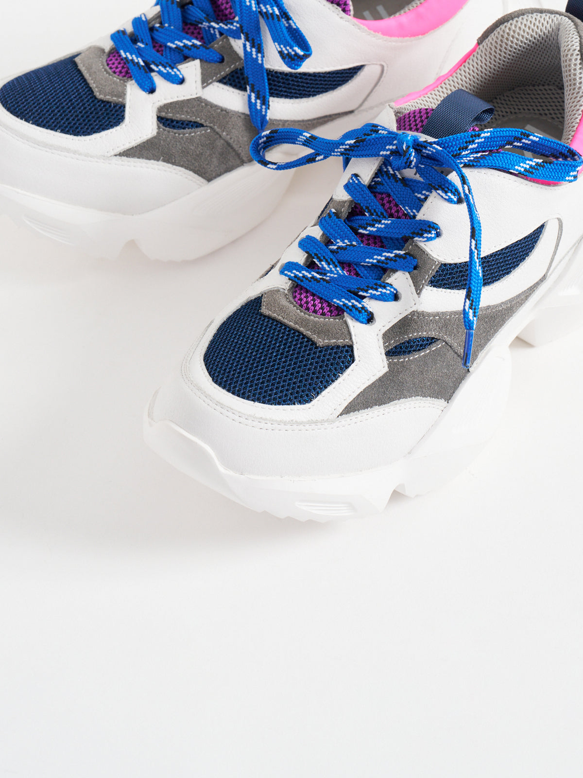 556094 Multi-material sneakers