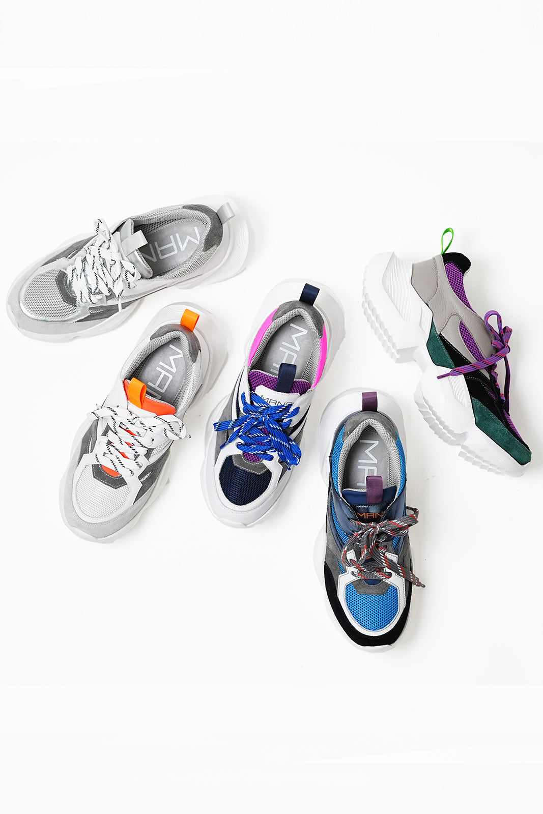 556094 Multi-material sneakers