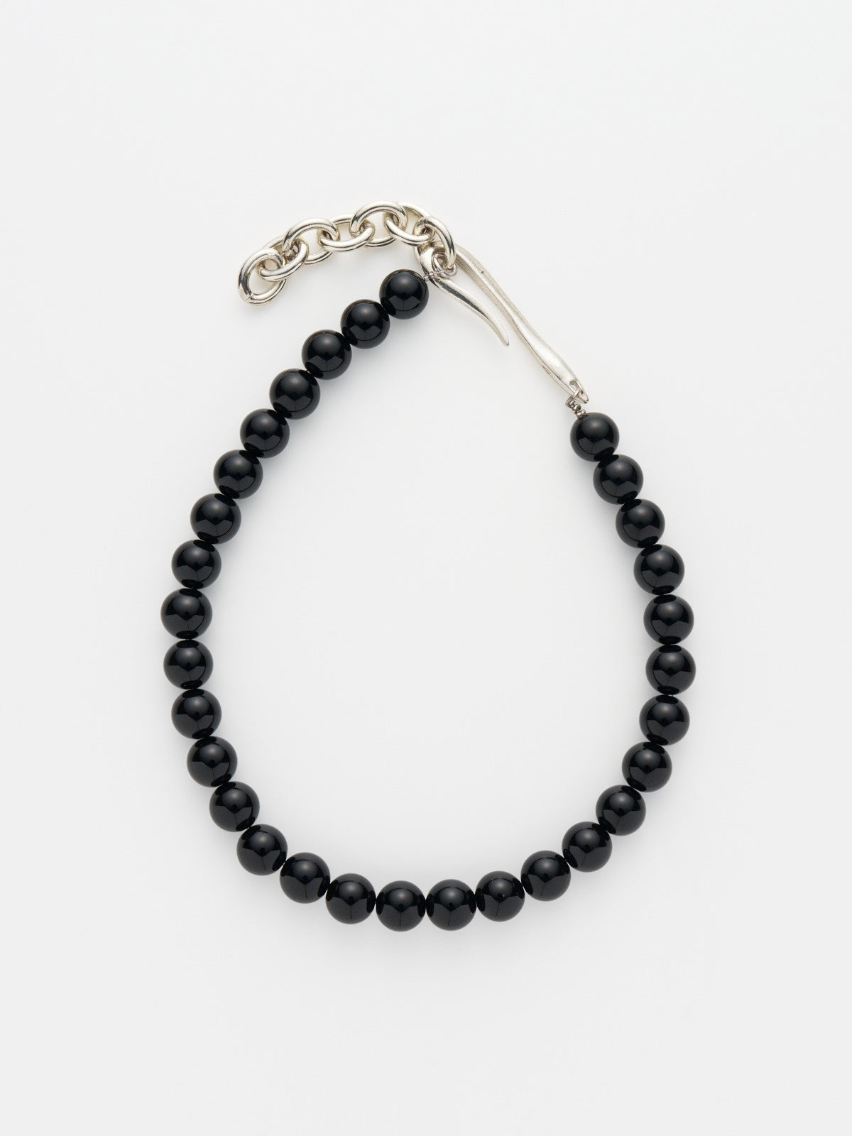 560222 hook décor necklace