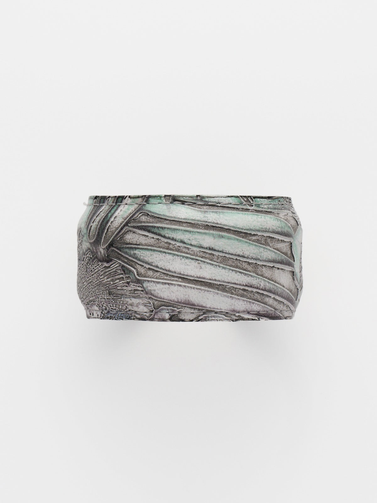 560230 lether cuff banngle