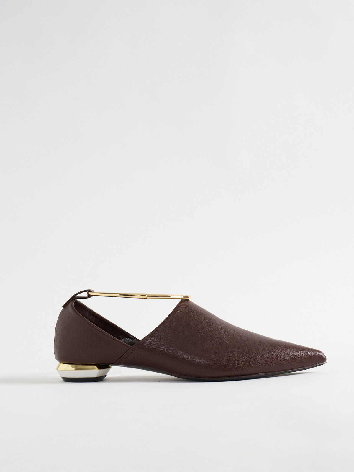 561001 アンクルリングパンプス