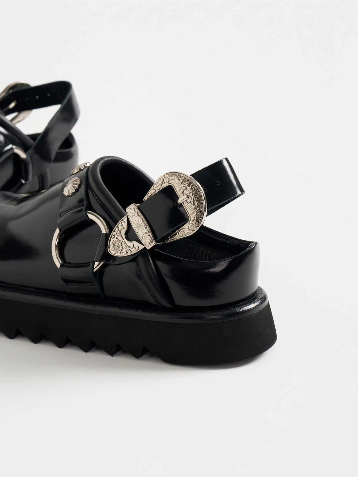 563000 オーネイトサボシューズ