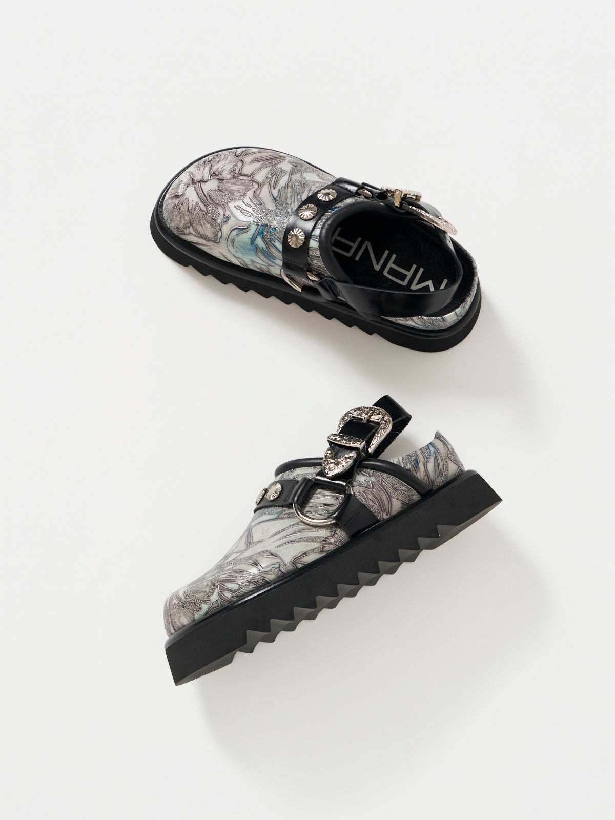 563000 オーネイトサボシューズ