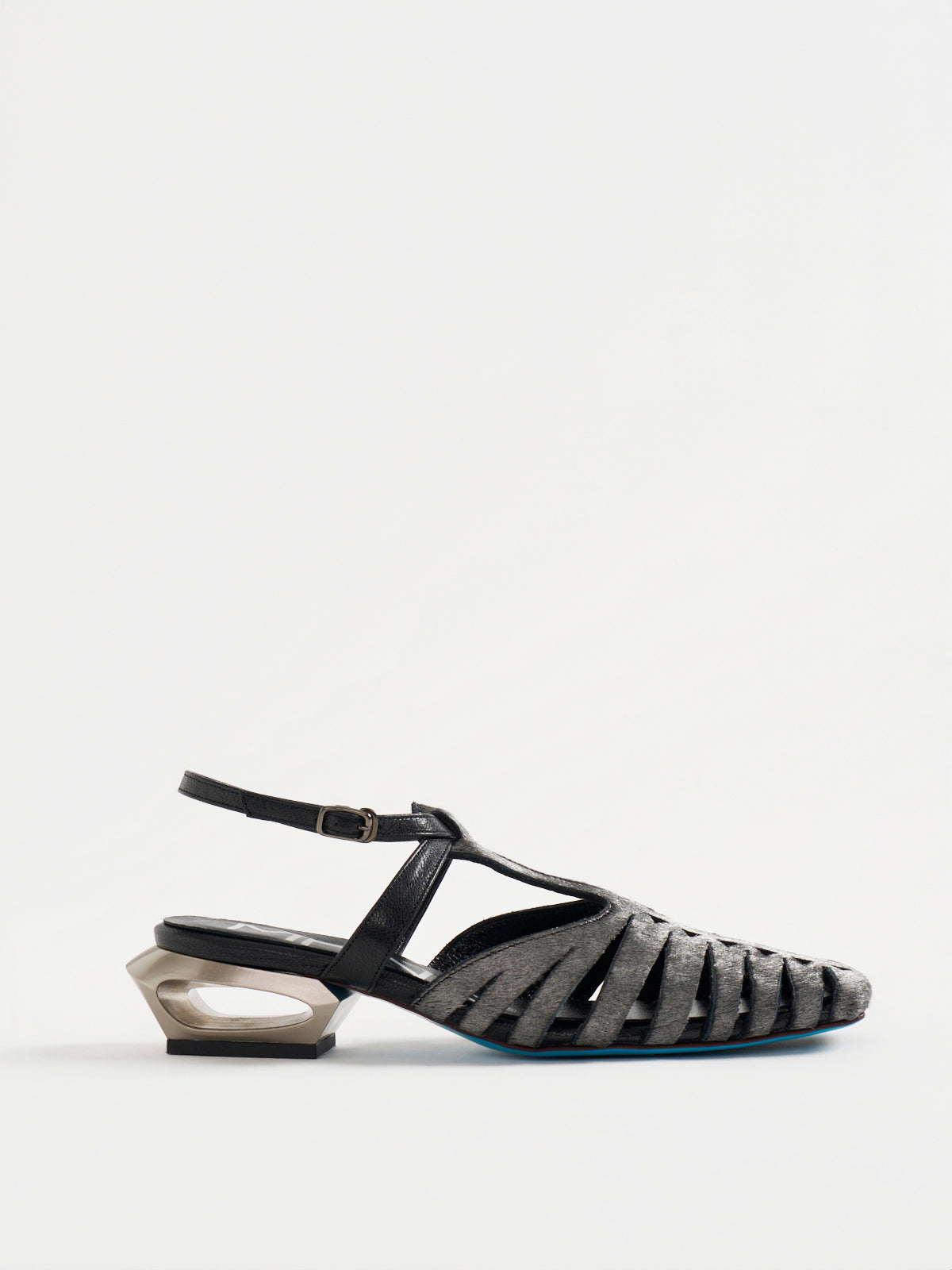 563005 エッジレーザーカットバックベルト