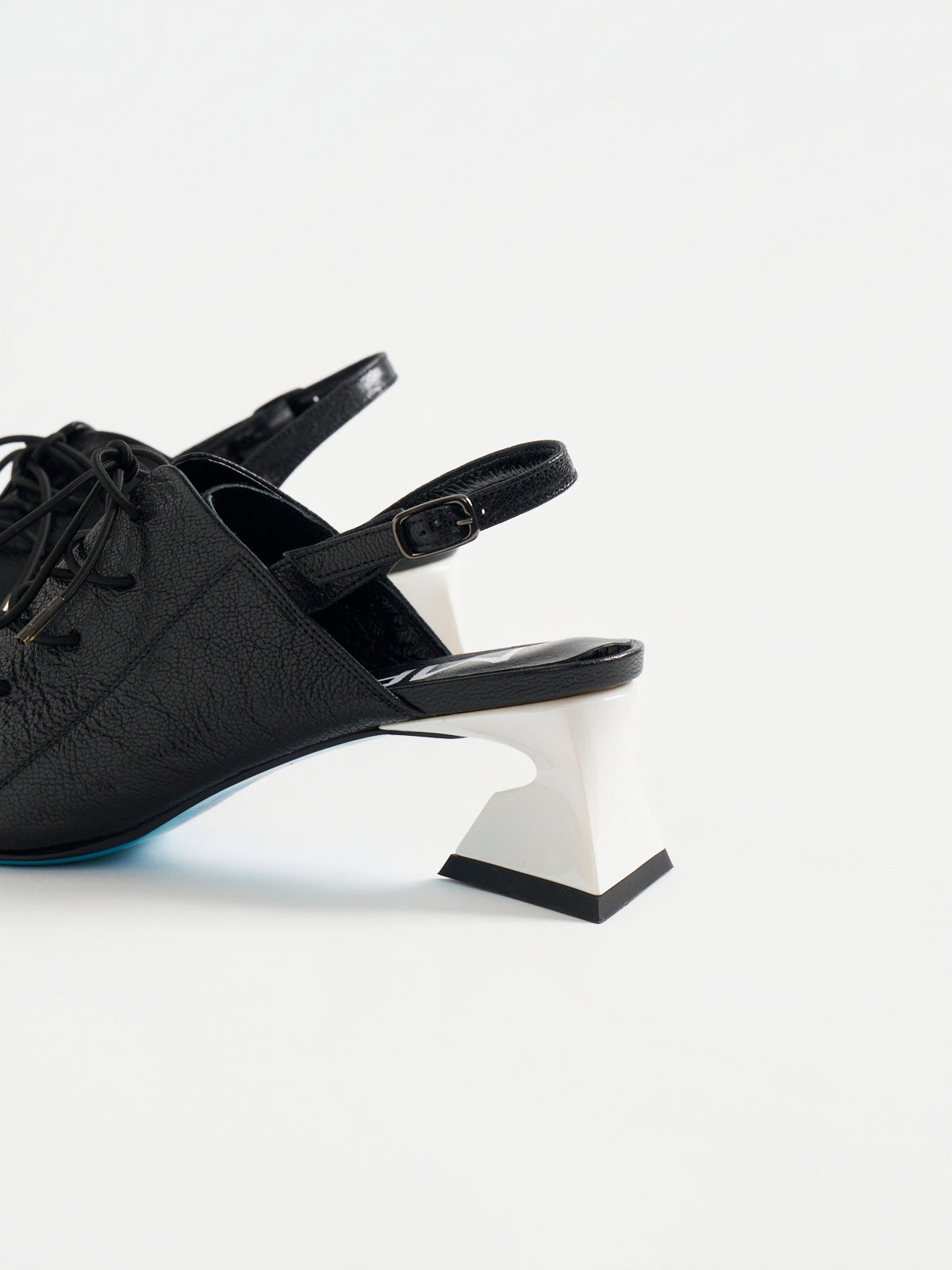 563006 レースアップバックベルト