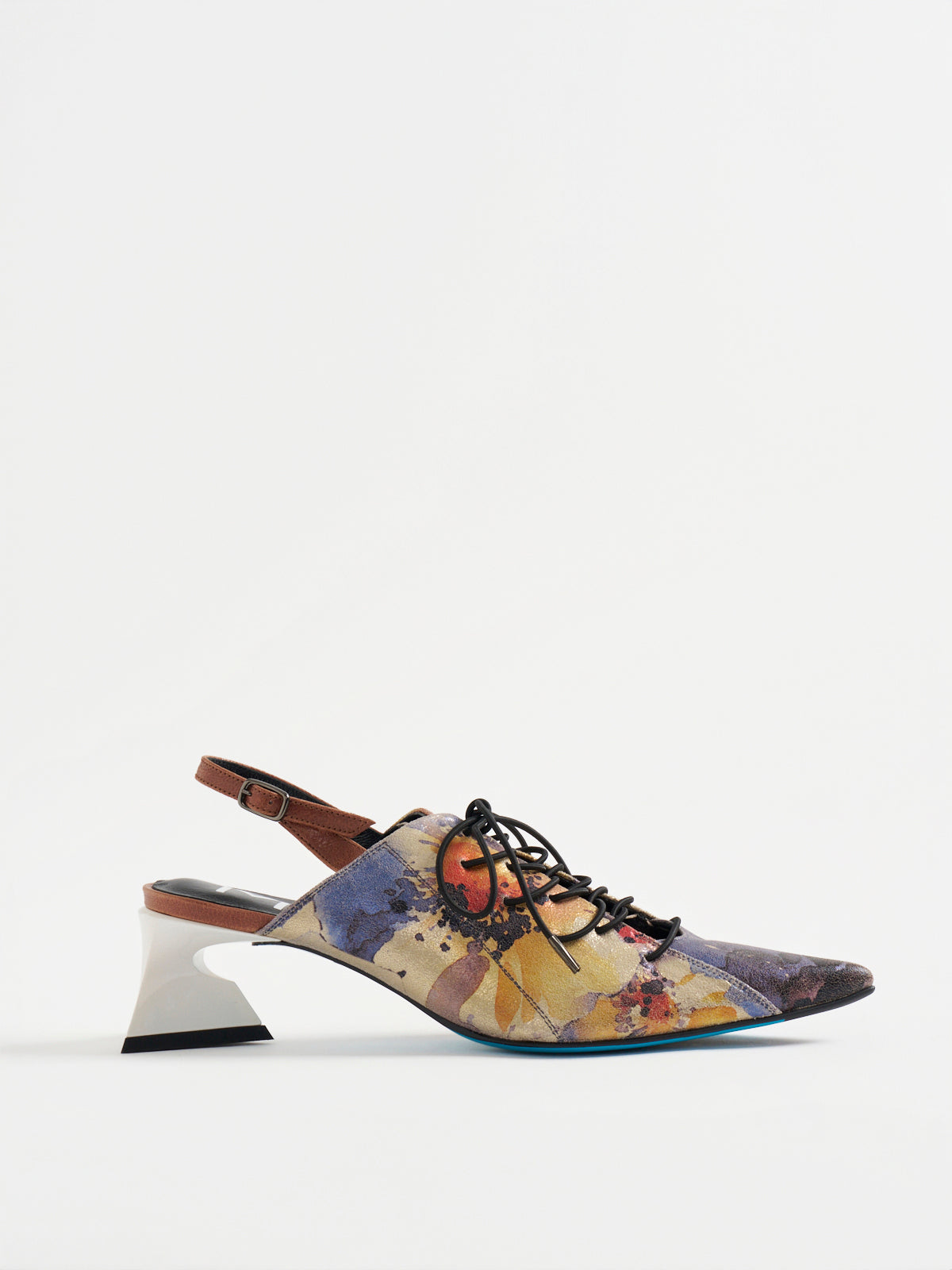 563006 レースアップバックベルト