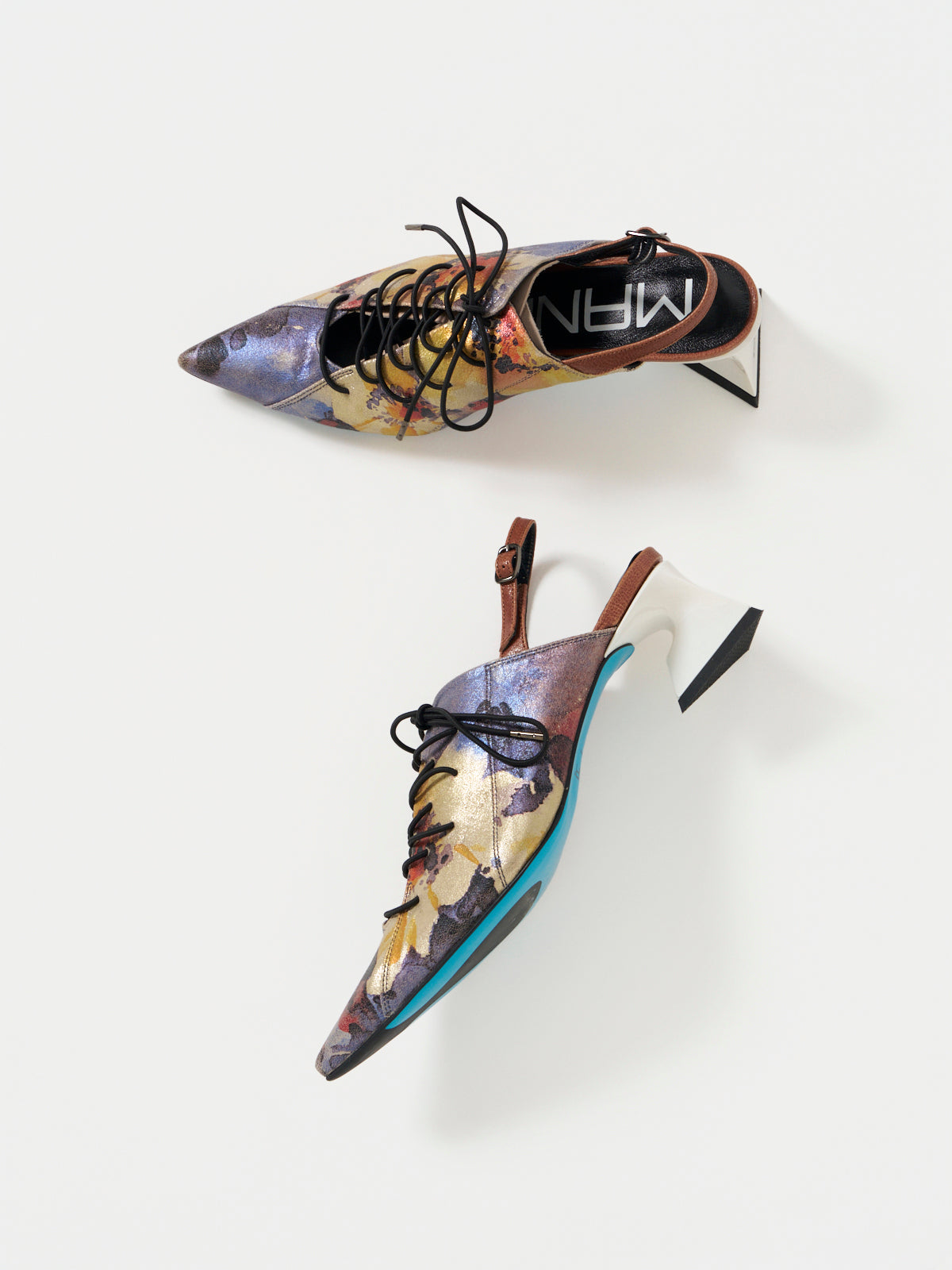 563006 レースアップバックベルト