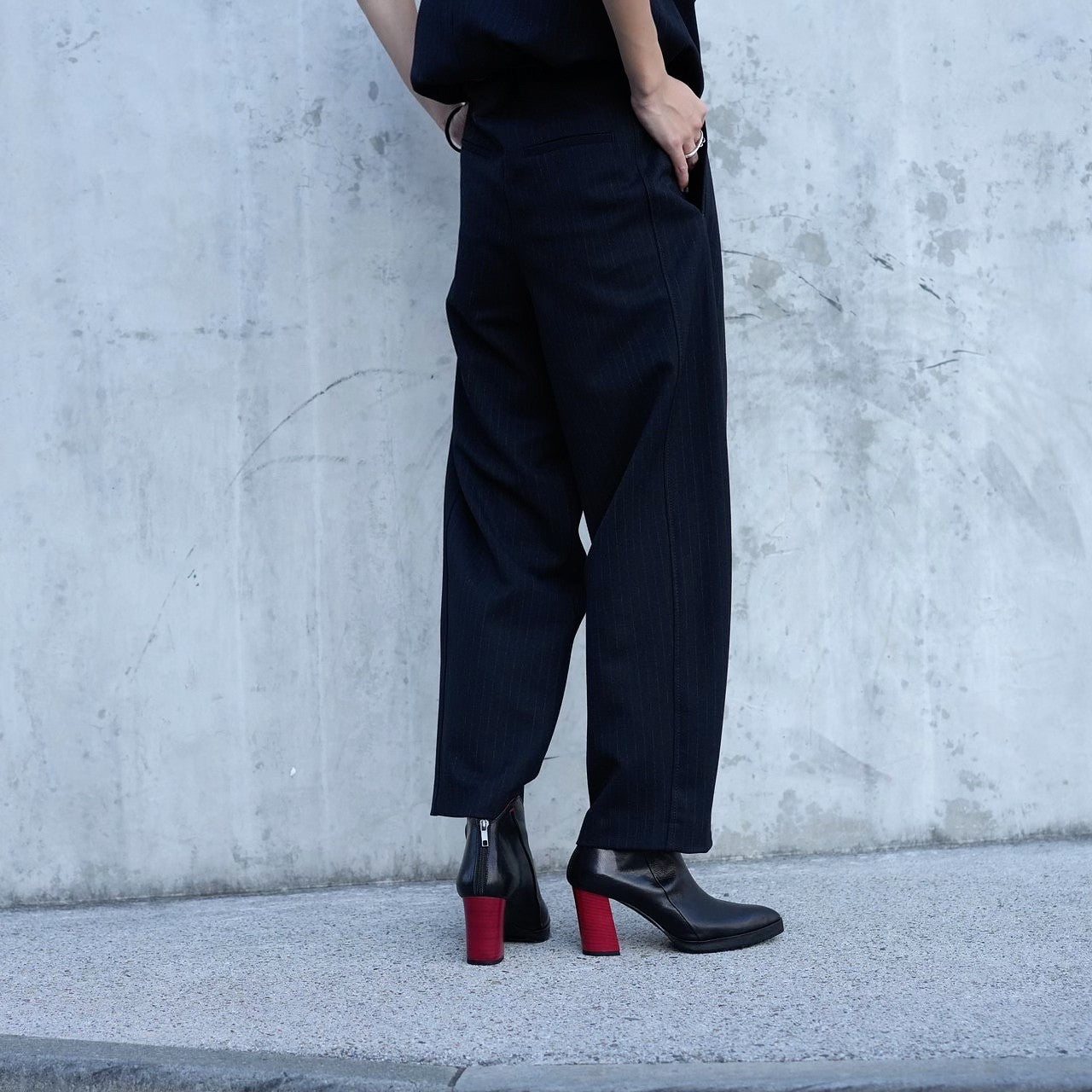 577073 Chunky boots