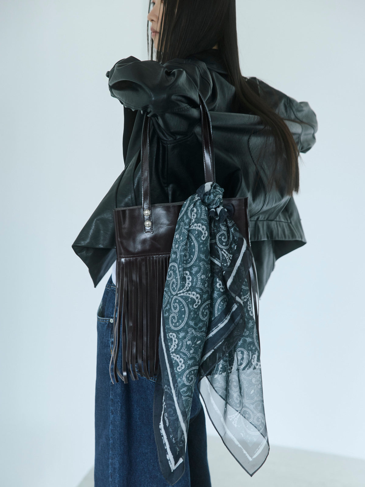 560307 Print scarf