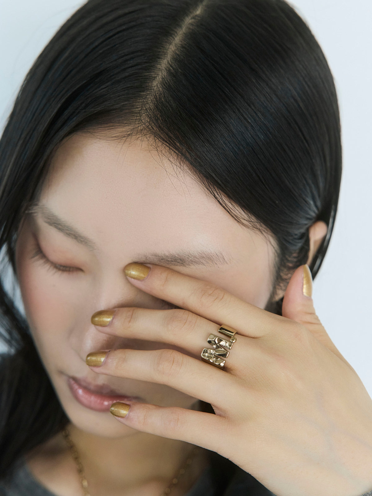 560244 initial ring