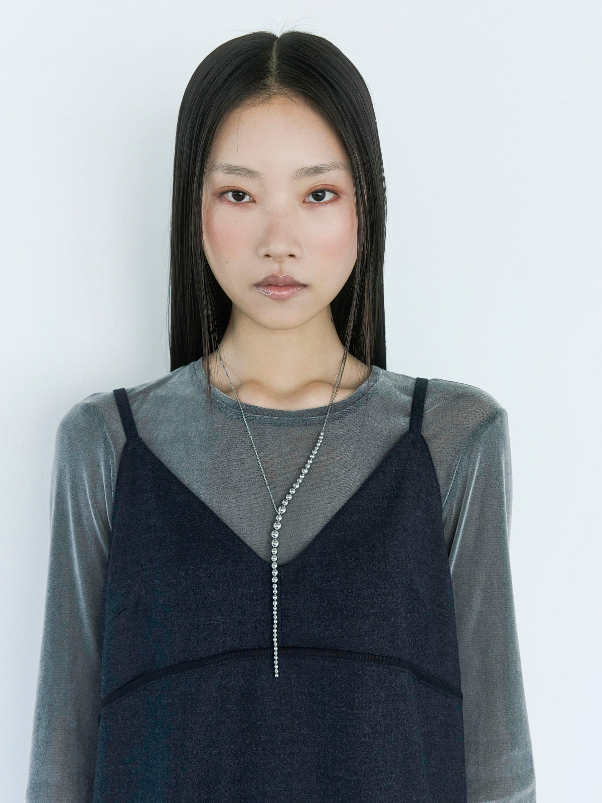 560247 circle necklace