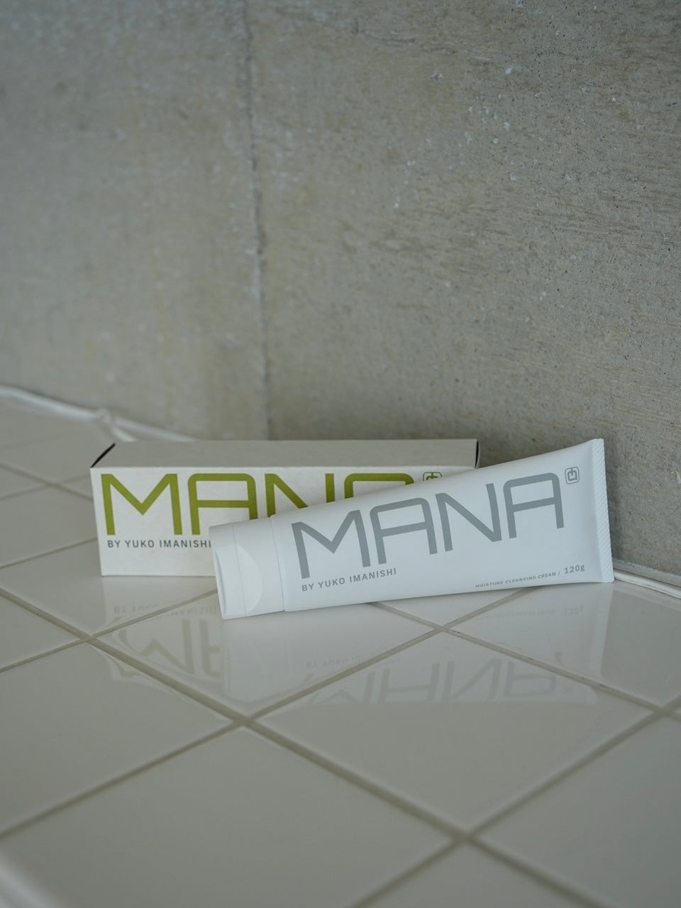 150500 MN MOISTURE CLEANSING CREAM <クレンジングクリーム>