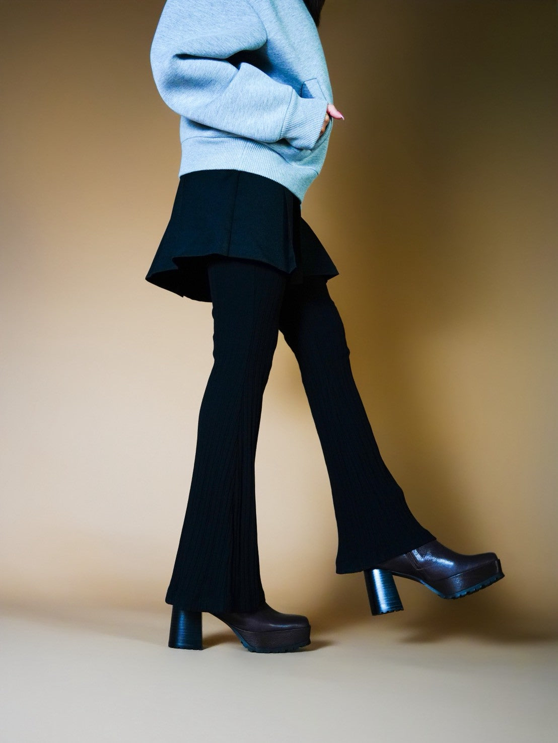 547091 ボリュームソール・ブーツ