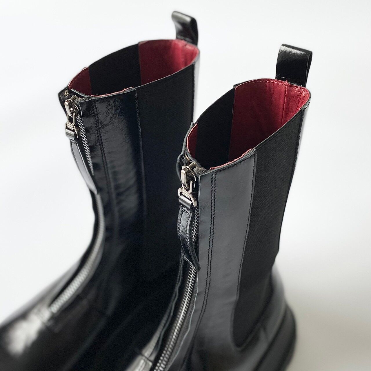 527052 Volume sole side gore boots