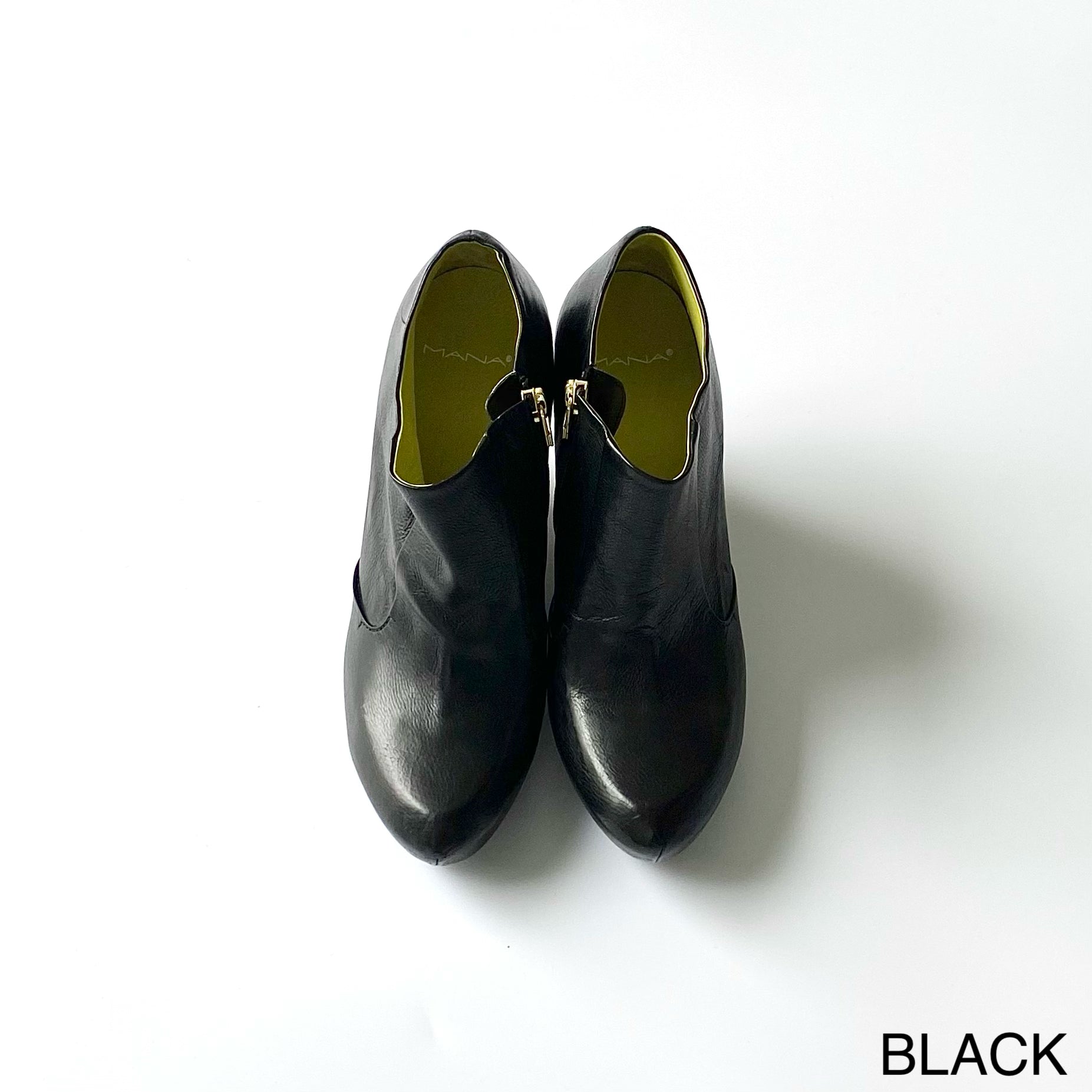 537062 Block heel booties