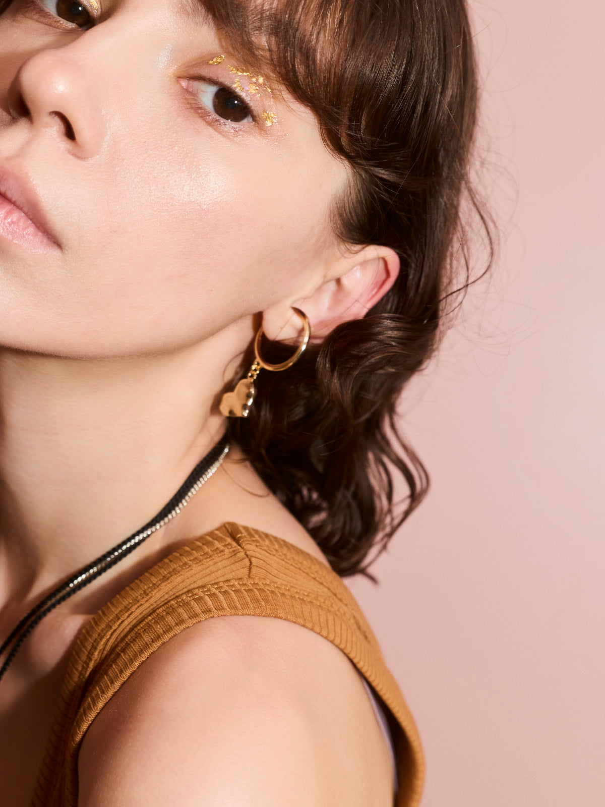 560227 heart ear cuff