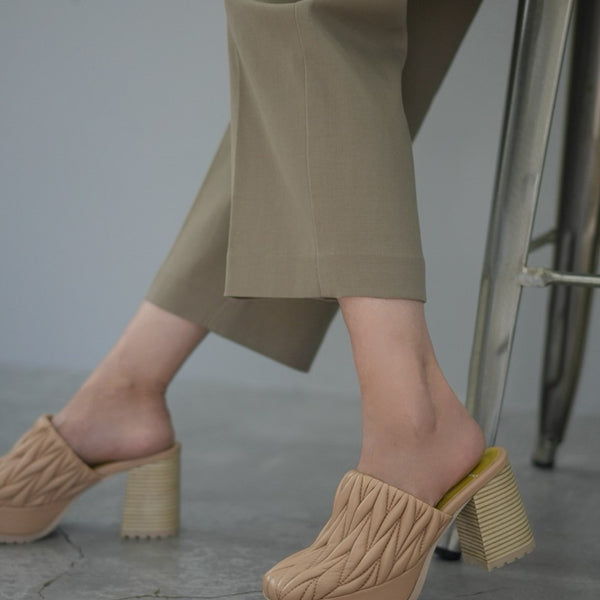 サンダル・ミュール Mon pocket padded leather and nylon mule MONCLER | Mon Pocket Padded Leather Mules | Women | Lane