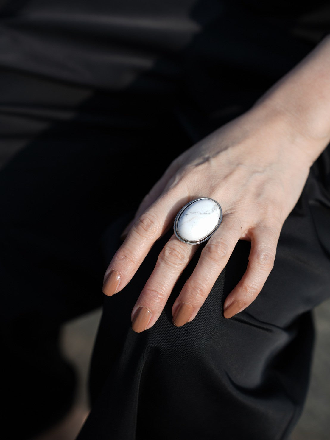 560237 stone ring