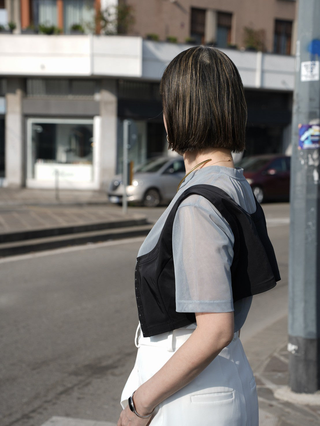 560411 short bustier