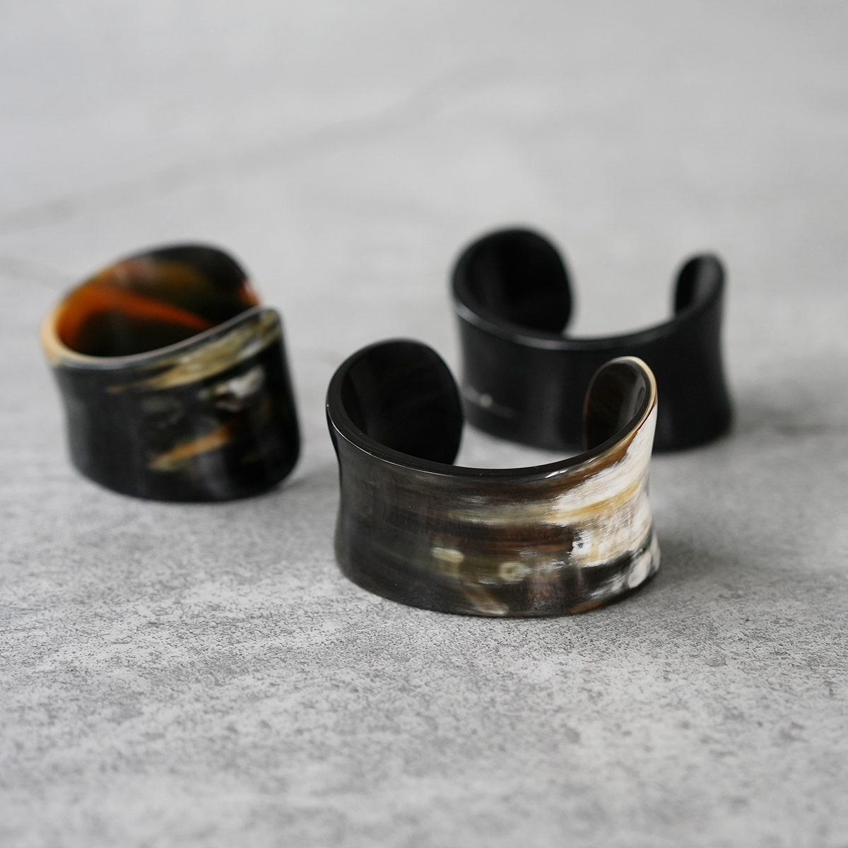 【国内正規品】 530219 バングル バッファローホーン アクセサリー