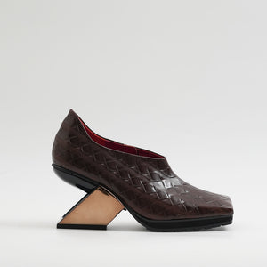 DARK BROWN EMBOSS