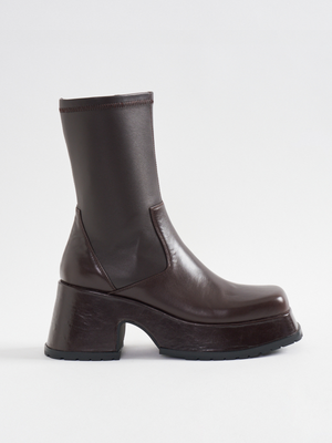 DARK BROWN