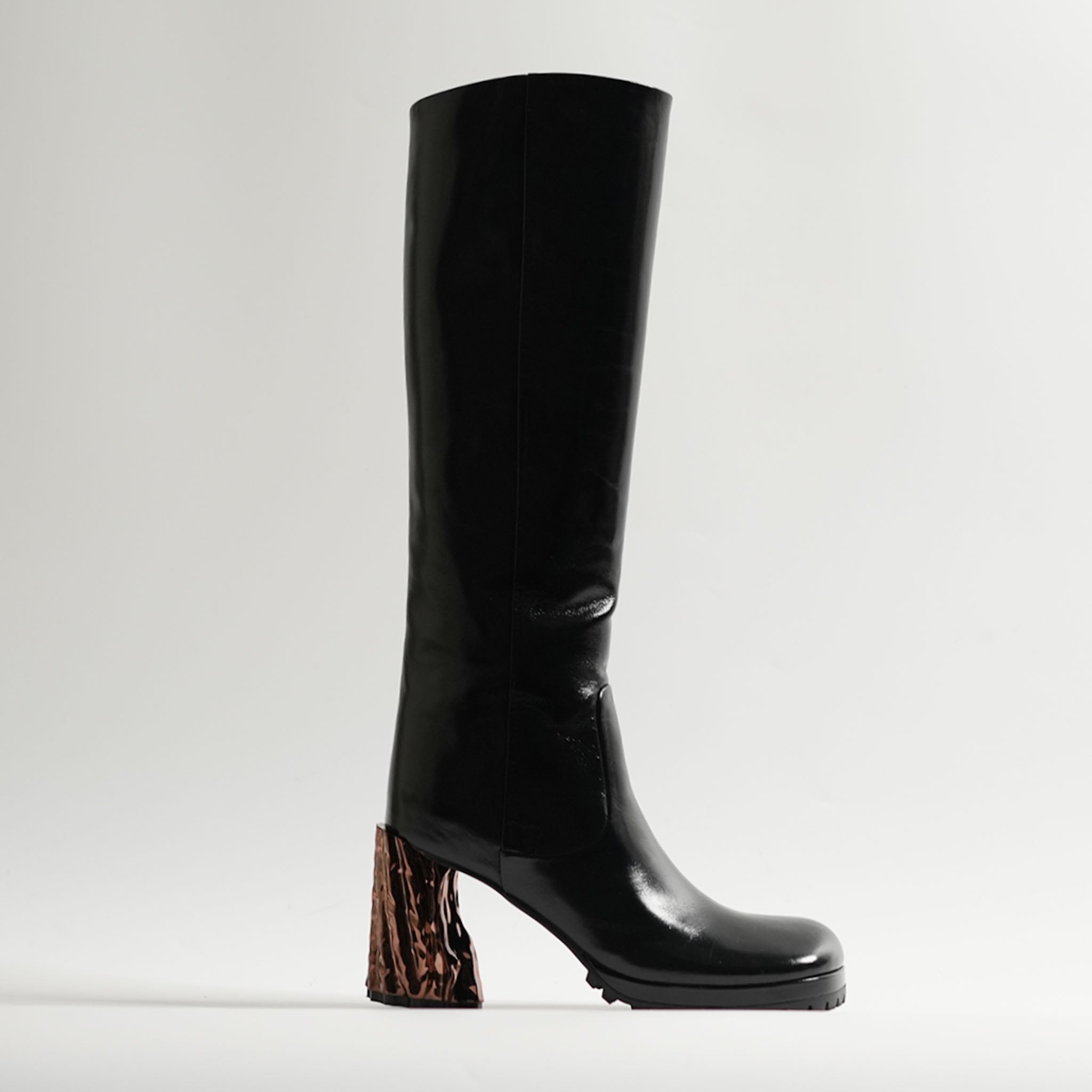 539020 Round toe long boots